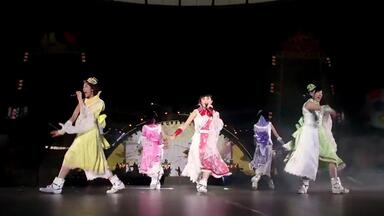 LIVE】ももいろクローバーZ「月と銀紙飛行船」from ももクロ夏の LIVE】ももいろクローバーZ「月と銀紙飛行船」from ももクロ夏の