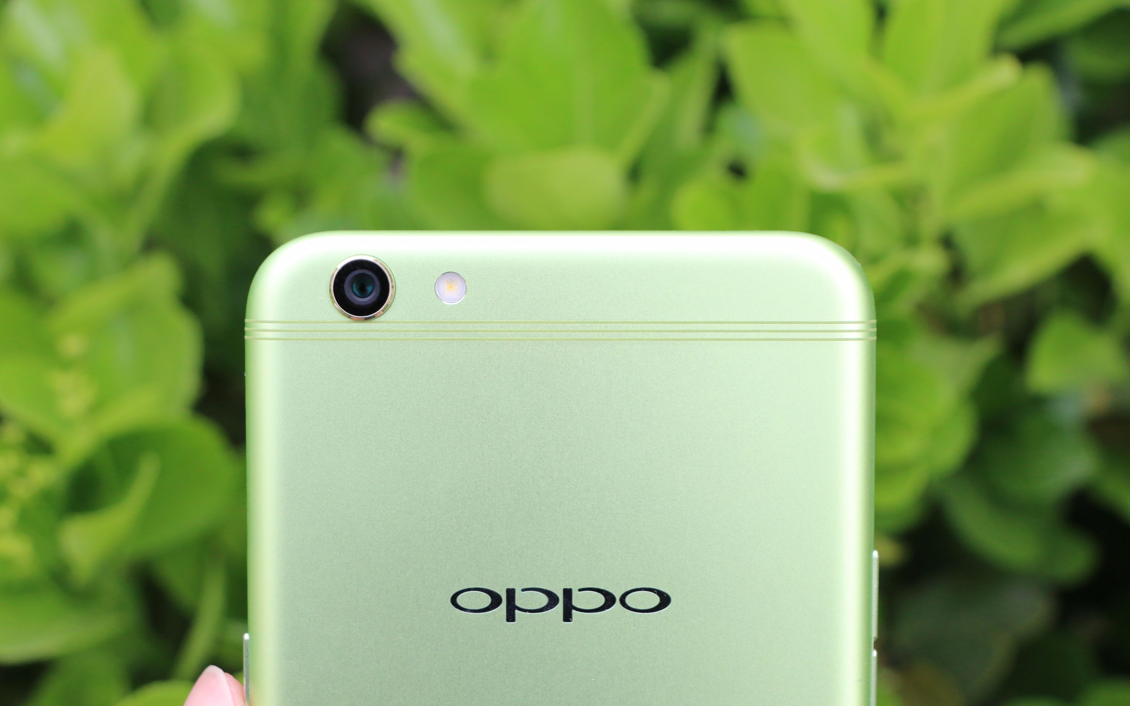 「玩ⷥ“」OPPO R9s清新绿开箱:听说这是今年流行色哔哩哔哩bilibili