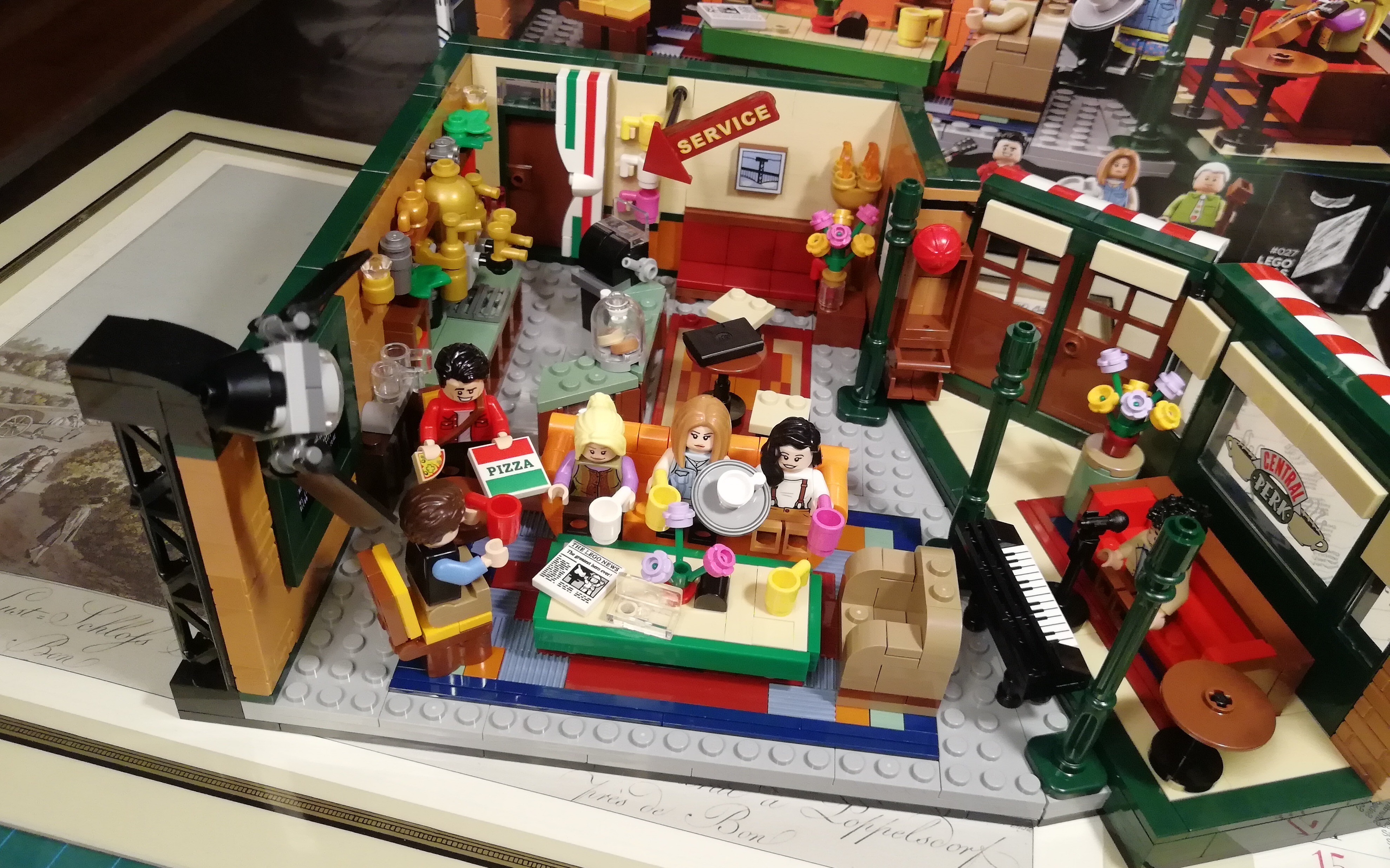 乐高老友记拼装逐帧动画_哔哩哔哩 (゜-゜)つロ 干杯~-bilibili