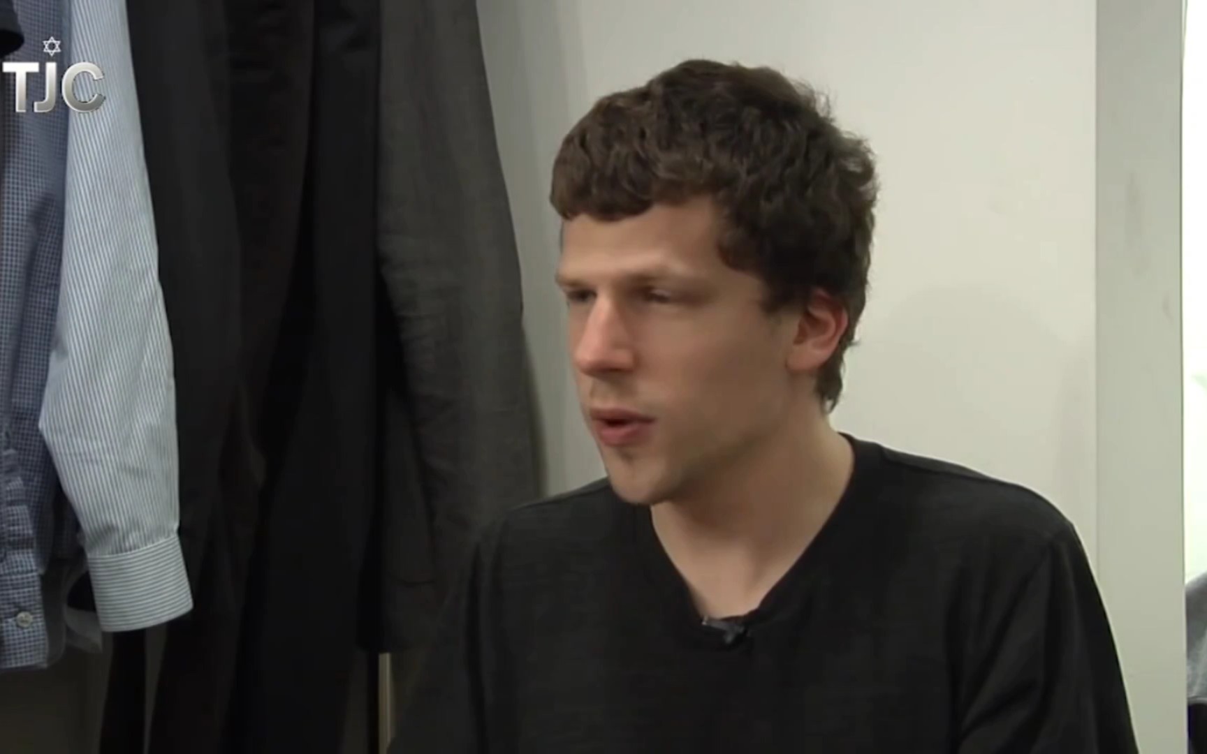 【Jesse Eisenberg】【中英字幕】卷解析如何创作the spoile中Ben的角色,如何共情敏感情绪哔哩哔哩bilibili