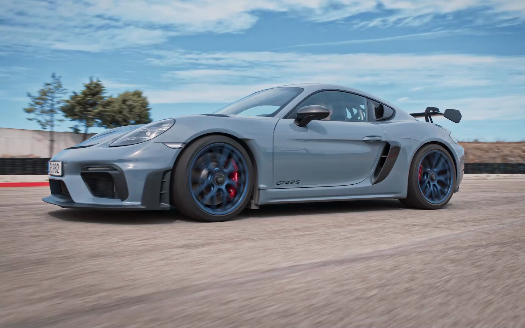 porsche 718 cayman gt4 rs