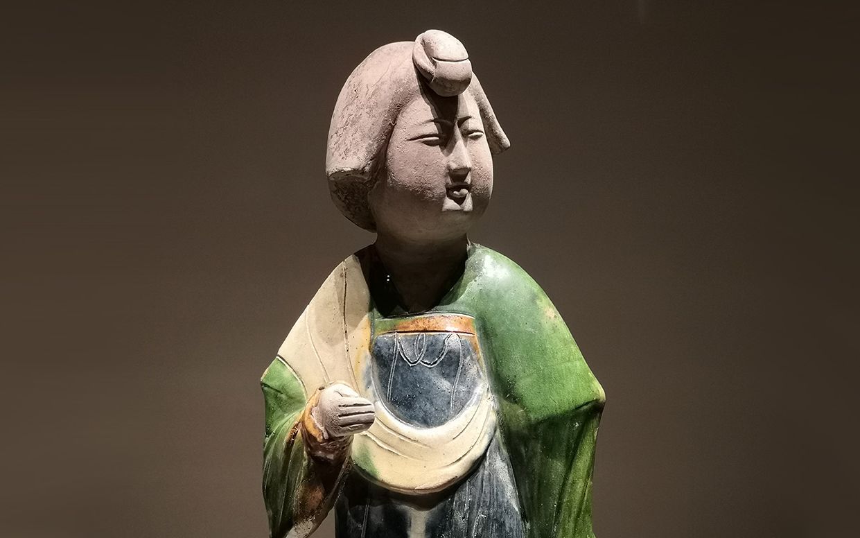 [图]中国古代陶器珍品——别有风韵的唐代美女，国家博物馆典藏珍宝