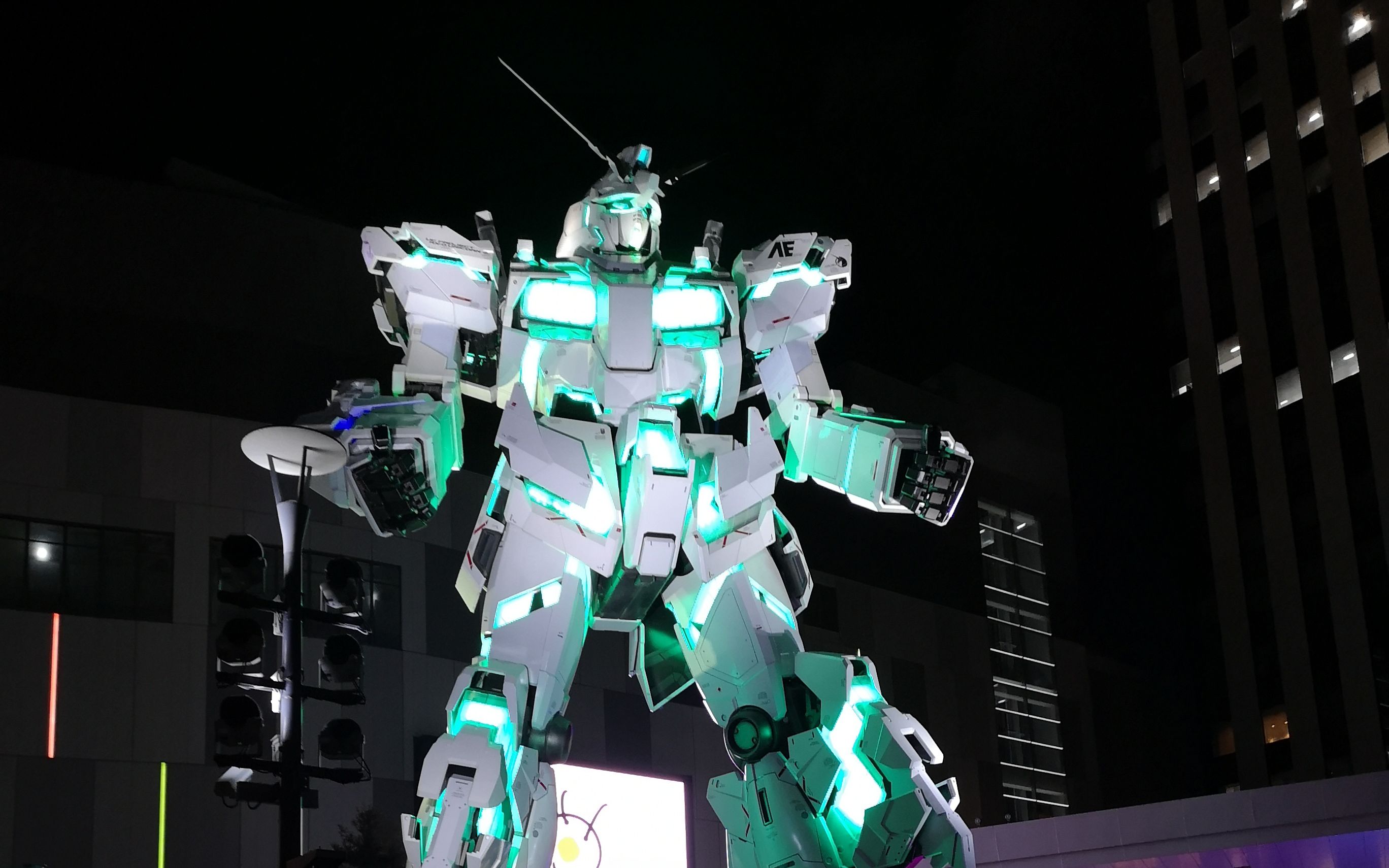 在日本台场现场拍摄的11高达独角兽gundamunicorn