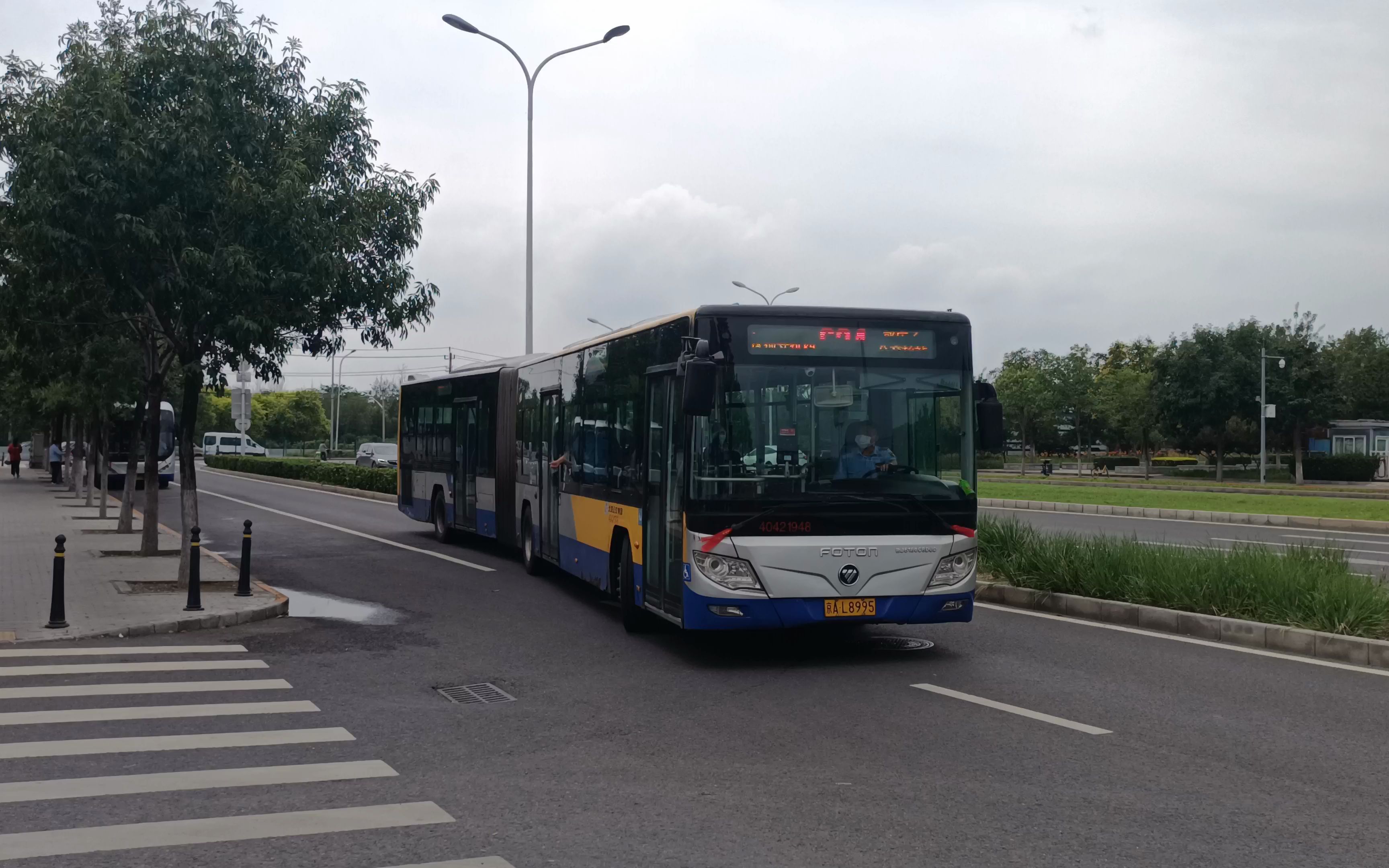 【北京公交老車】634路一代柴福後21948號車郭莊子場站進場_嗶哩嗶哩