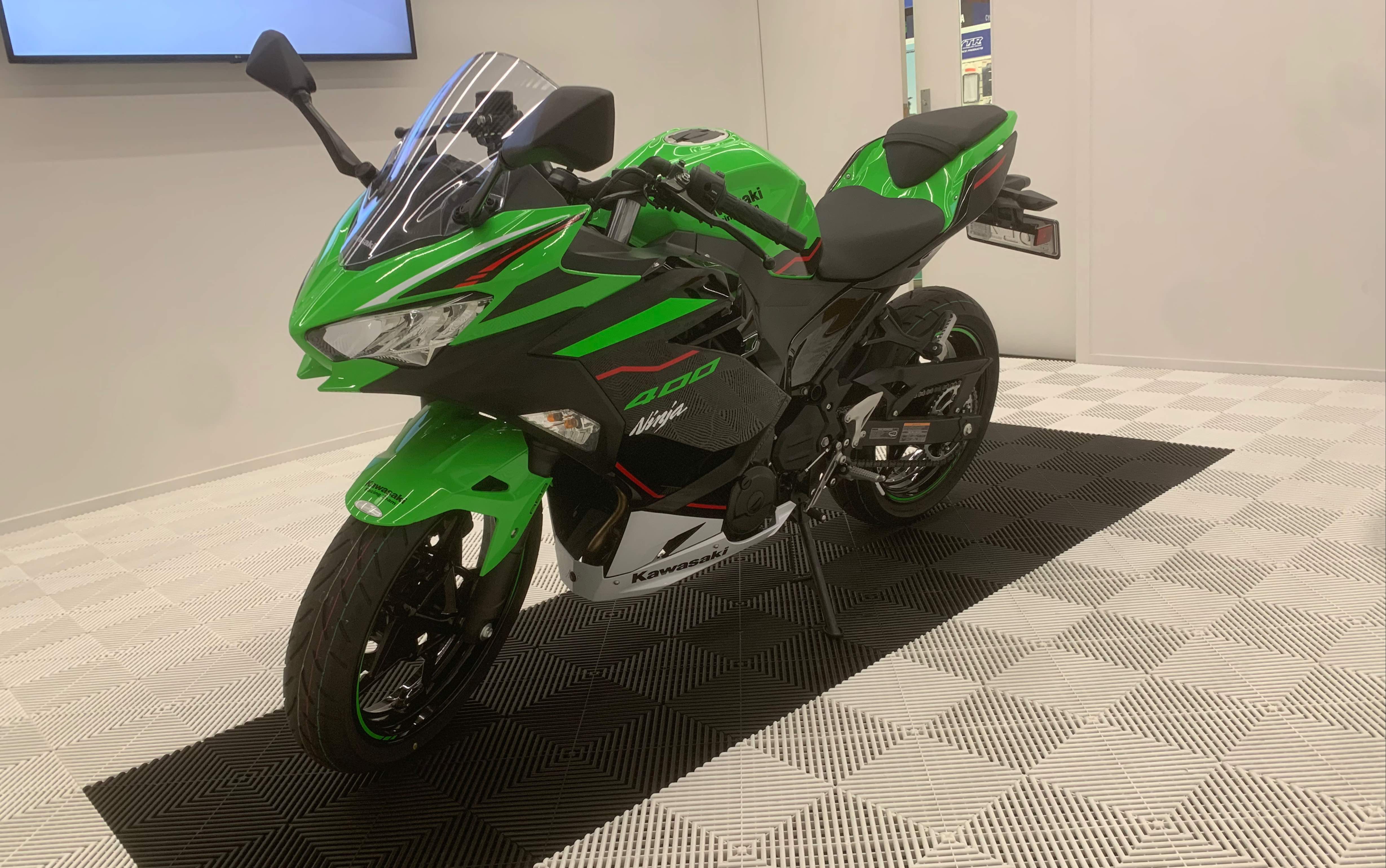 喜提新车 2022 ninja400