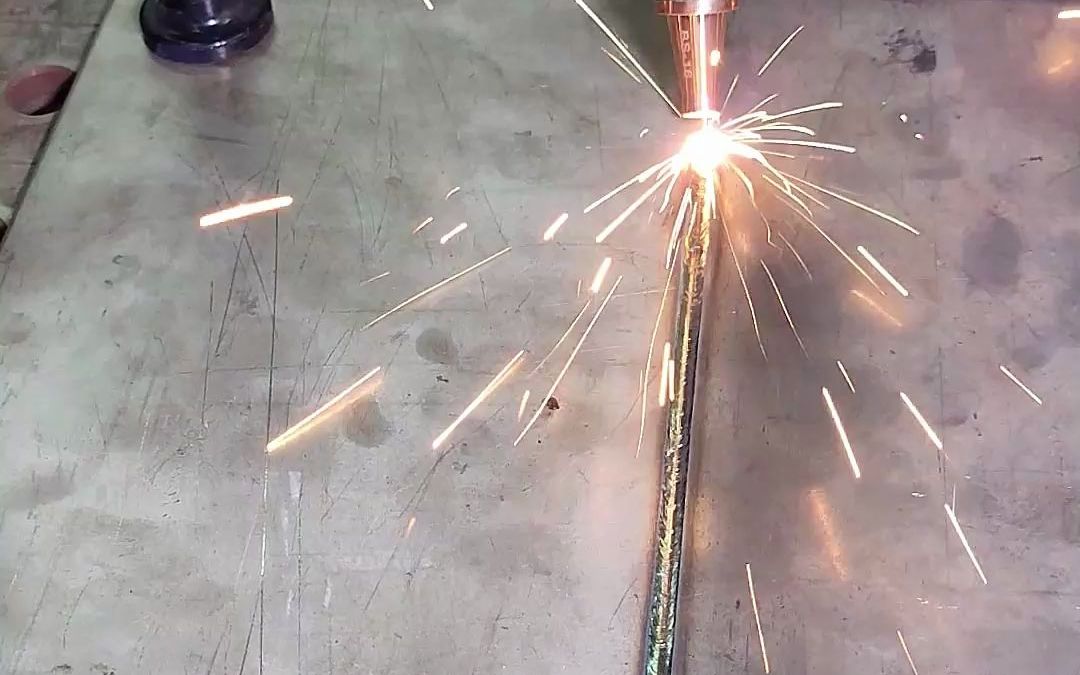 手持激光焊接机应用于钣金行业,4mm不锈钢焊接(对焊)4毫米不锈钢激光