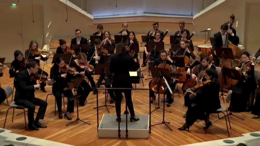 [图]海顿 C 大调第 82 交响曲“熊” Matiakh · Karajan-Academy of the Berliner Philharmoniker