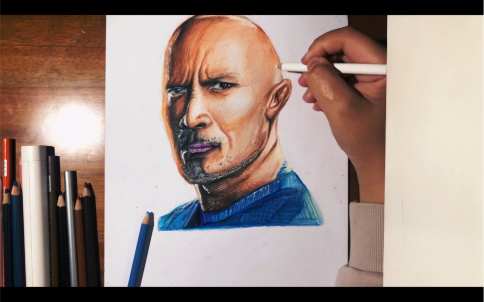 【彩铅手绘】我可能是唯一一个将巨石画香蕉君的人了……_哔哩哔哩