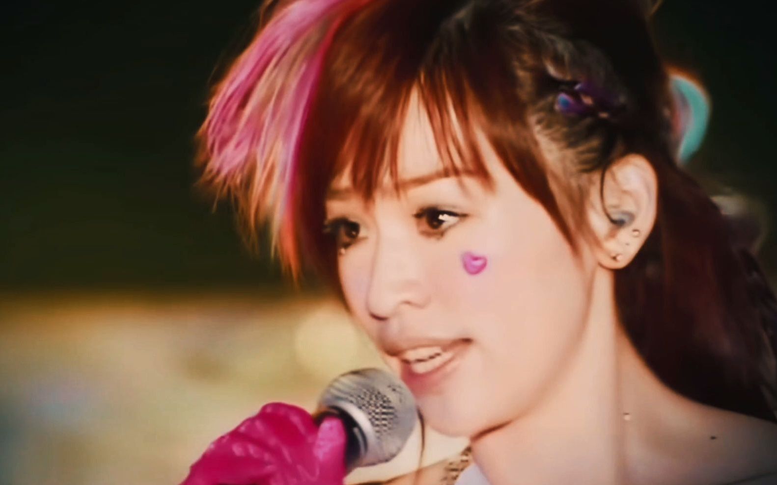 活动作品王心凌梦的光点梦就住在前面