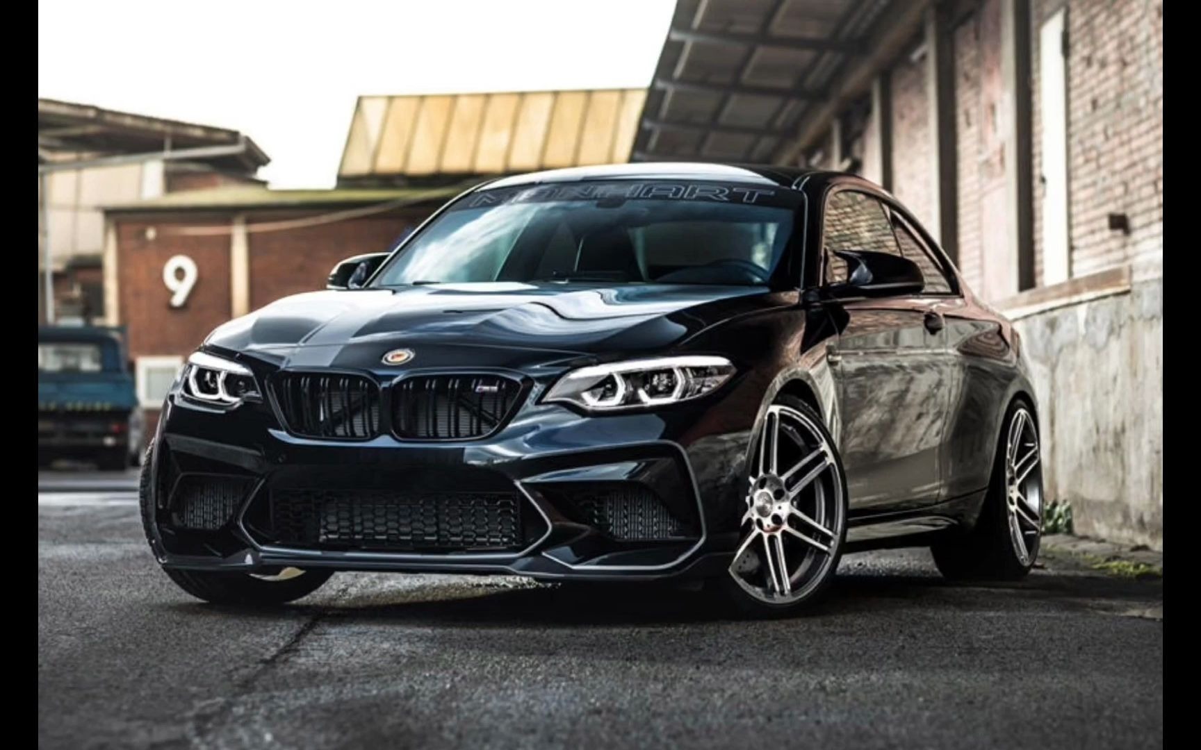 这款由manhart改装的宝马m2 competition可比原厂m2 cs要强很多