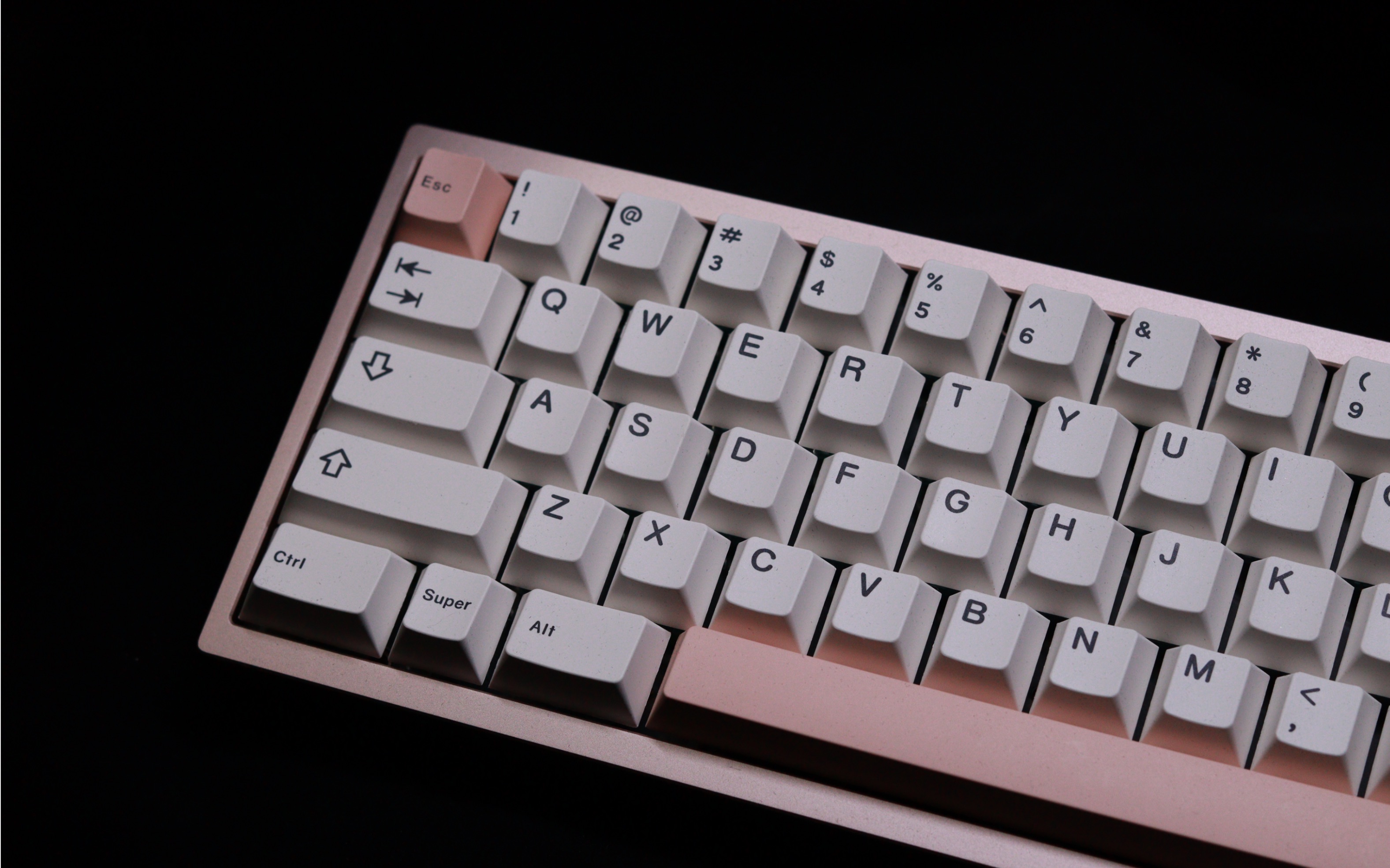 【键盘组装记录】vega65玫瑰金组装记录_哔哩哔哩_bilibili