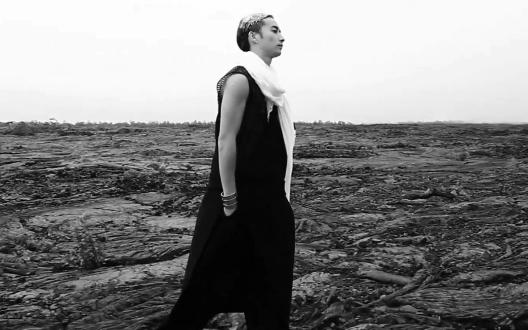 【古屋吕敏】黑白荒野漫步