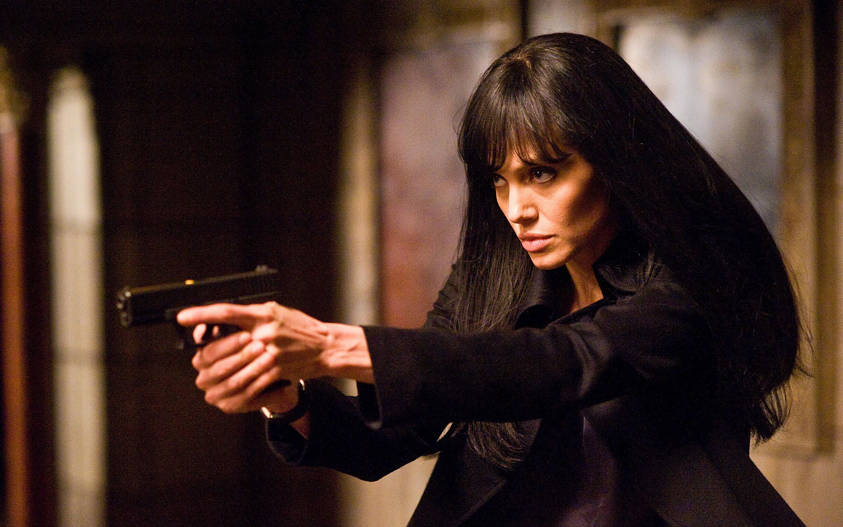 活动  顶级间谍卧底18年,却被上级抛弃,一怒之下覆灭整个组织,动作片