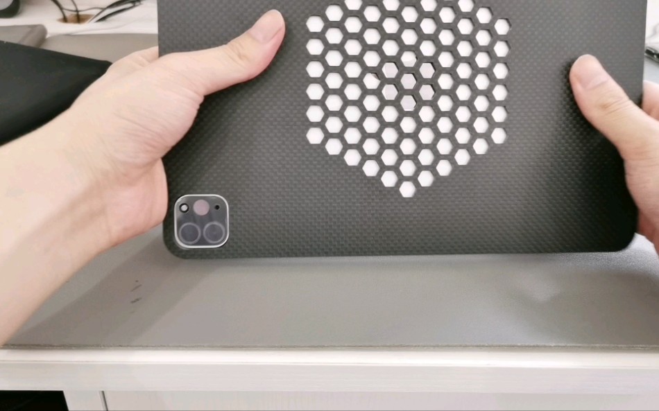 ipad pro 碳纤维防弯背夹_哔哩哔哩_bilibili