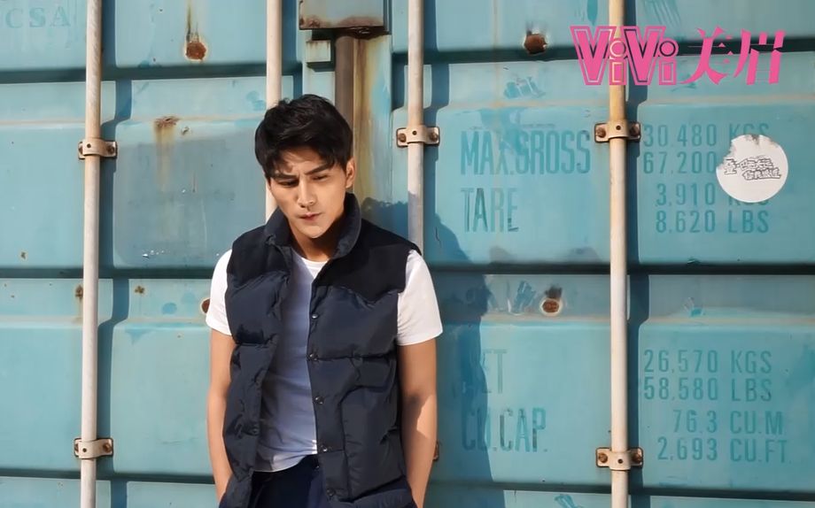 【vivi美眉杂志】张思帆采访拍摄花絮_哔哩哔哩_bilibili