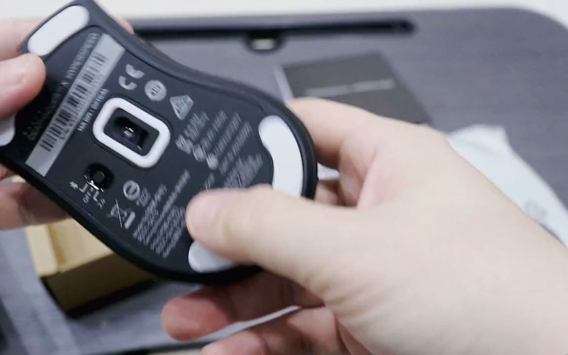 32_测评雷蛇的炼狱蟒蛇无线鼠标,质量真不如罗技g603,塑料满满 #游戏