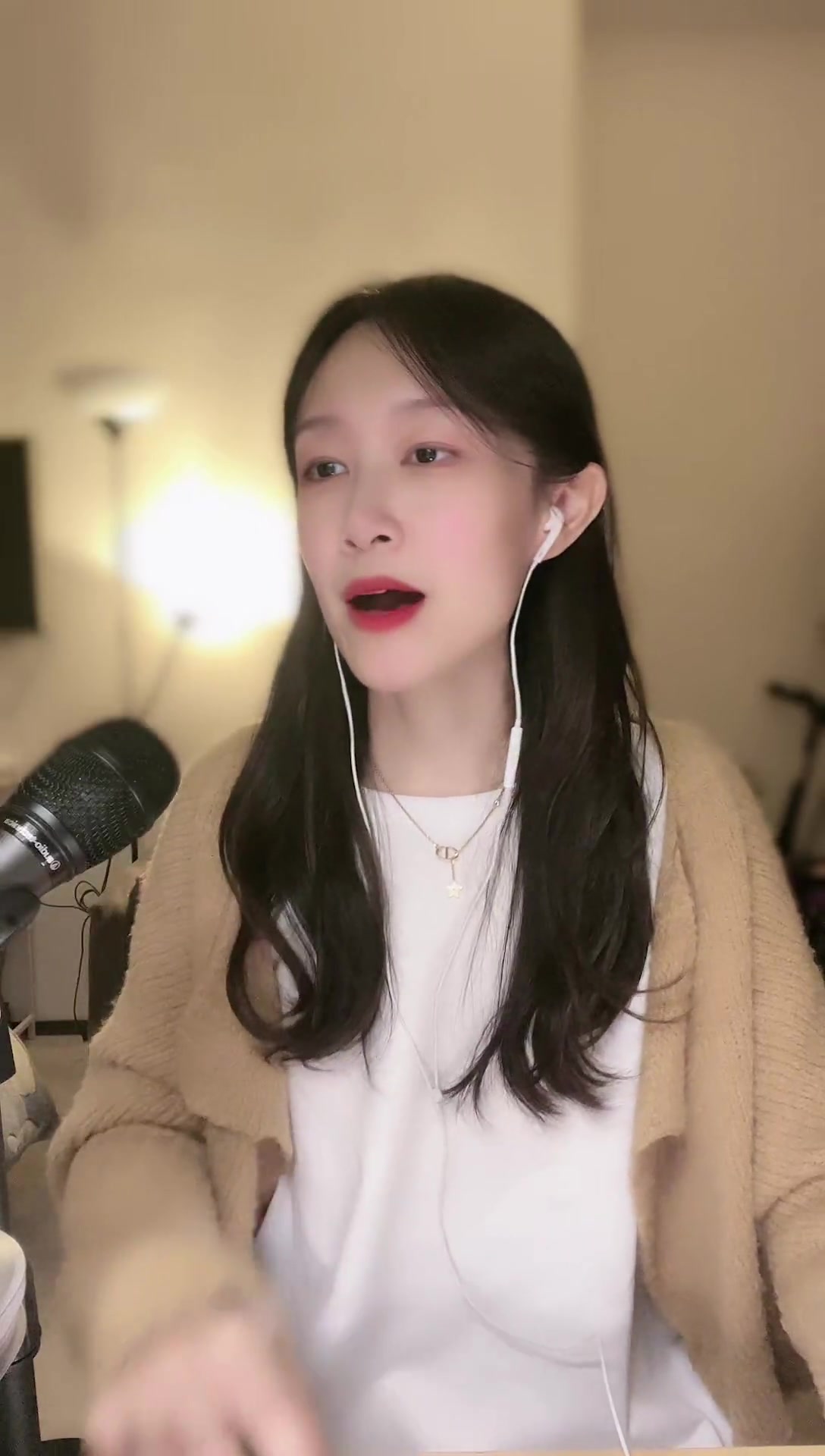 黄子馨录播-黄子馨 2023-03-16 08:11