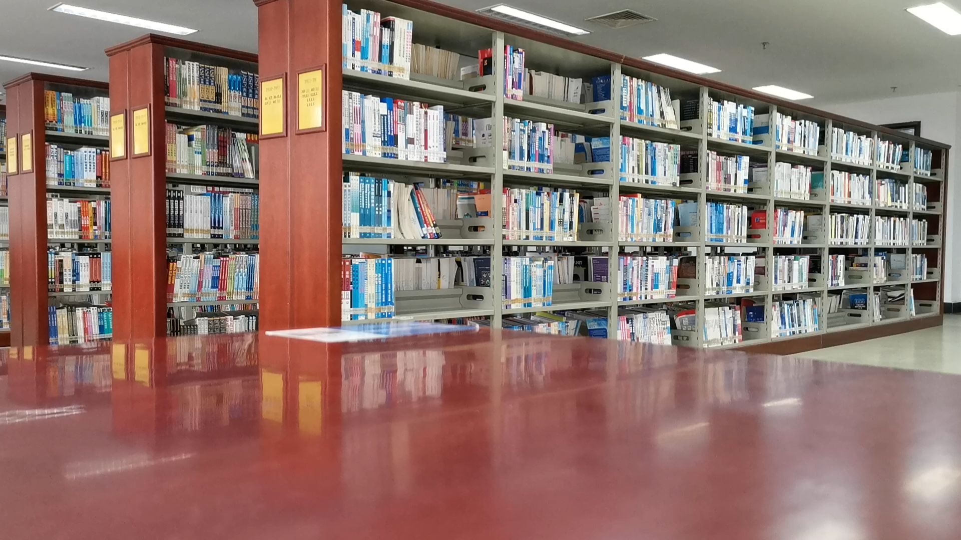 活动作品盐城工学院图书馆内部