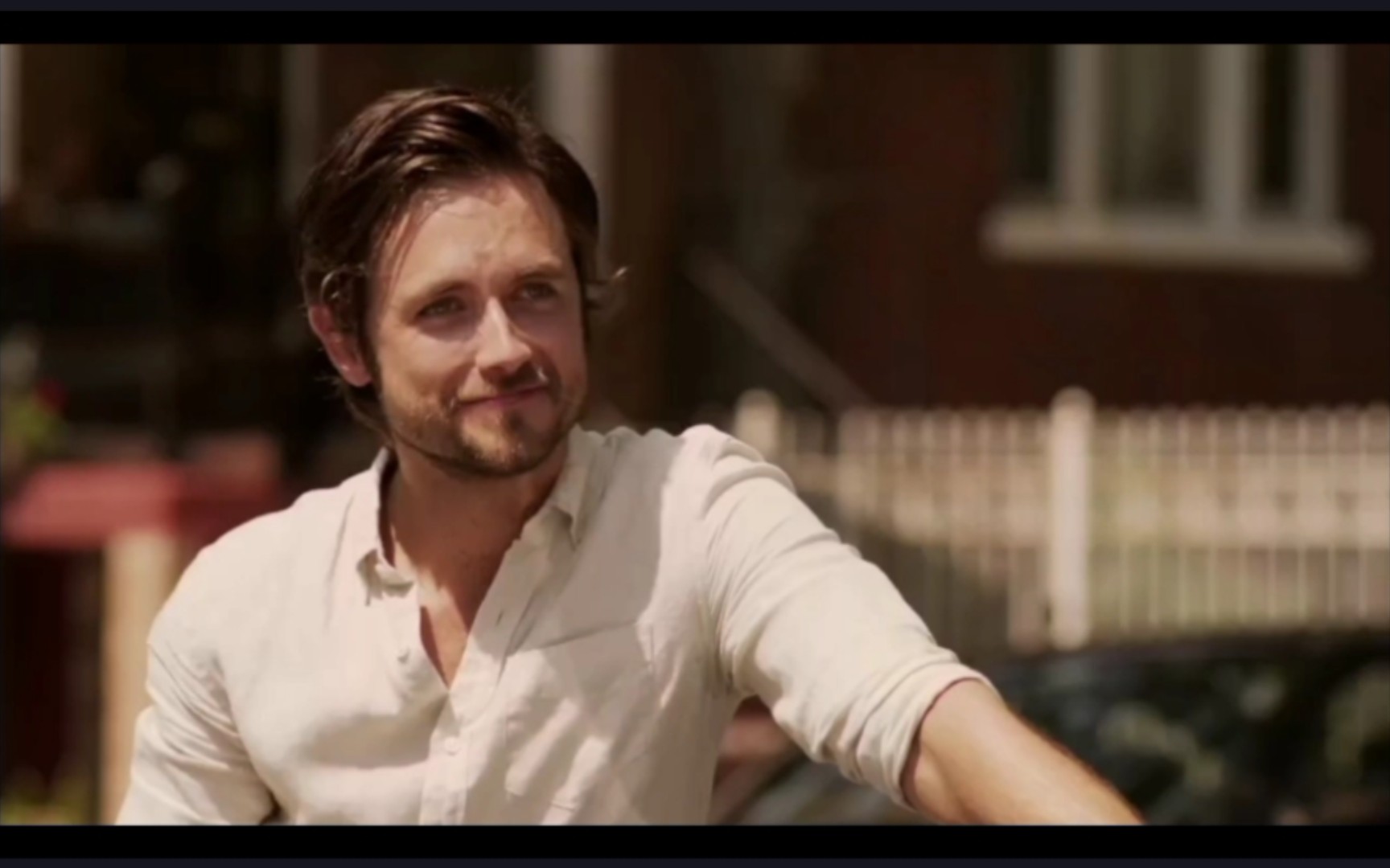 菲奥娜一个电话史蒂夫就真的跨越半个地球飞回来了这不是爱情是什么