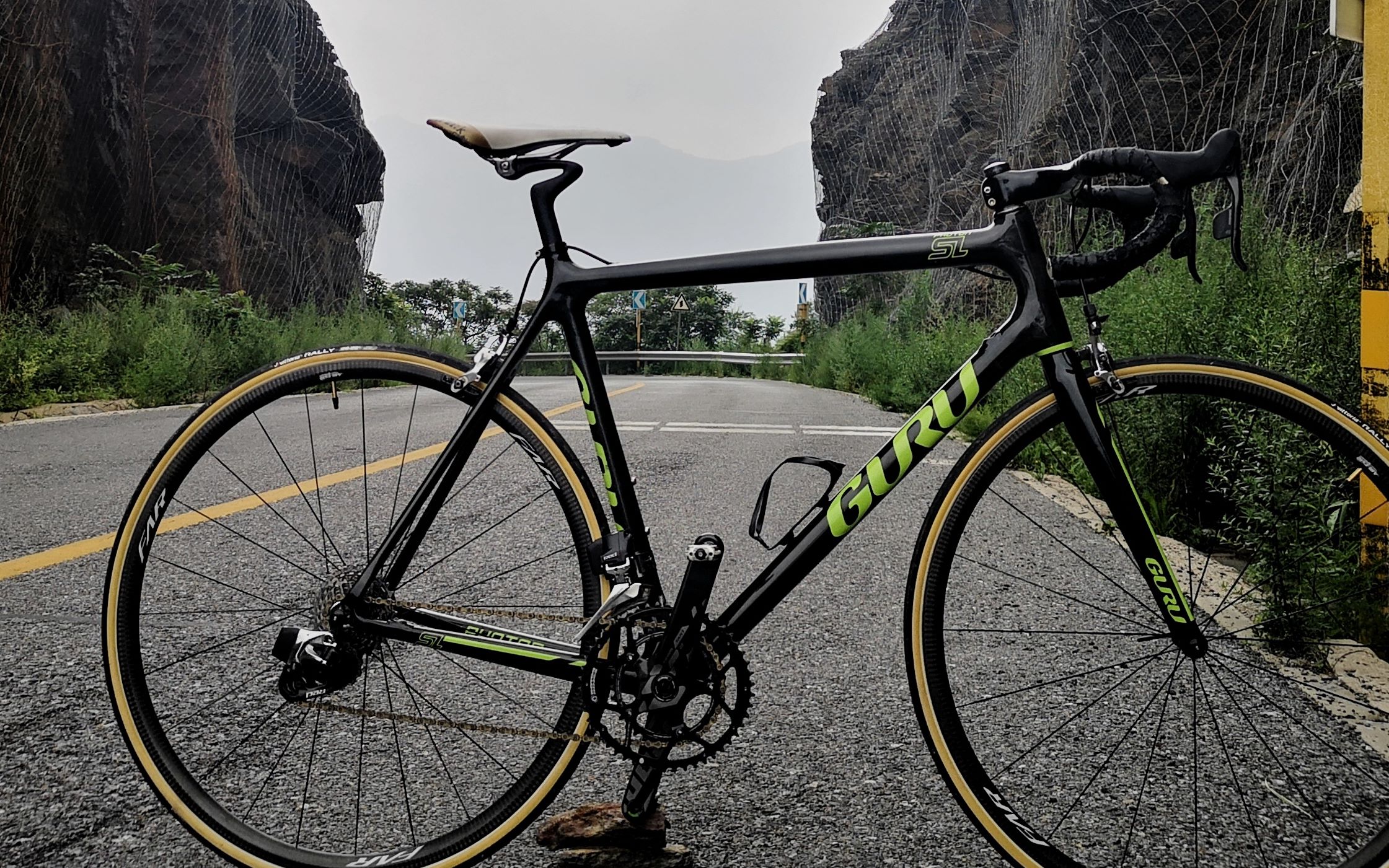 【zrh】超级稀有的绝版车架guru photon sl开箱