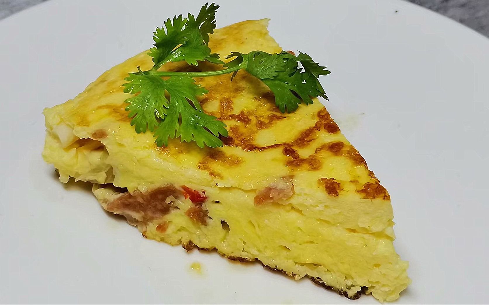 厨师长教你鸡蛋的新做法"烘蛋",比炒鸡蛋好吃太多,给肉都不换_哔哩