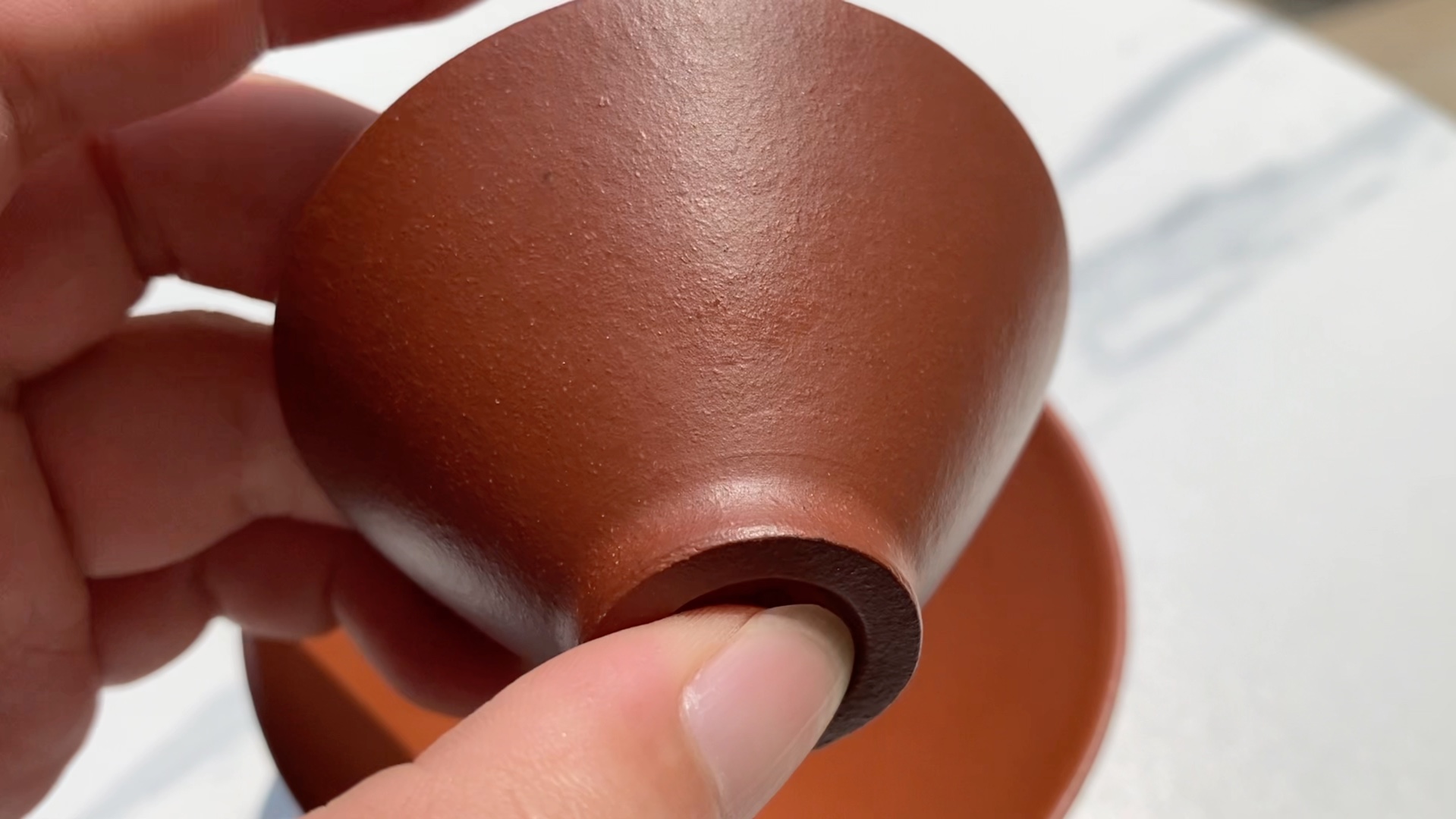 紫砂斗笠杯,有大小两款,两种泥料百搭.喜欢的壶友们抓紧!