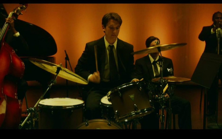 [图]【爆裂鼓手 Whiplash】 my song know what you did in the dark