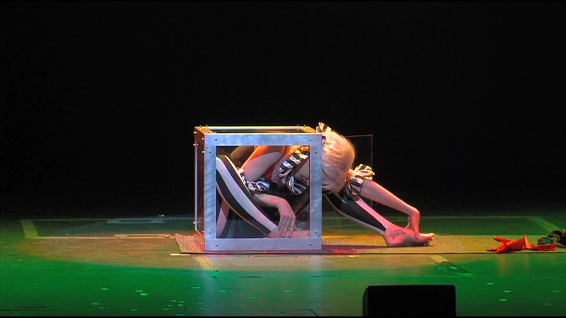 柔术 katie trickett 钻箱 钻网球拍 钻笼子等