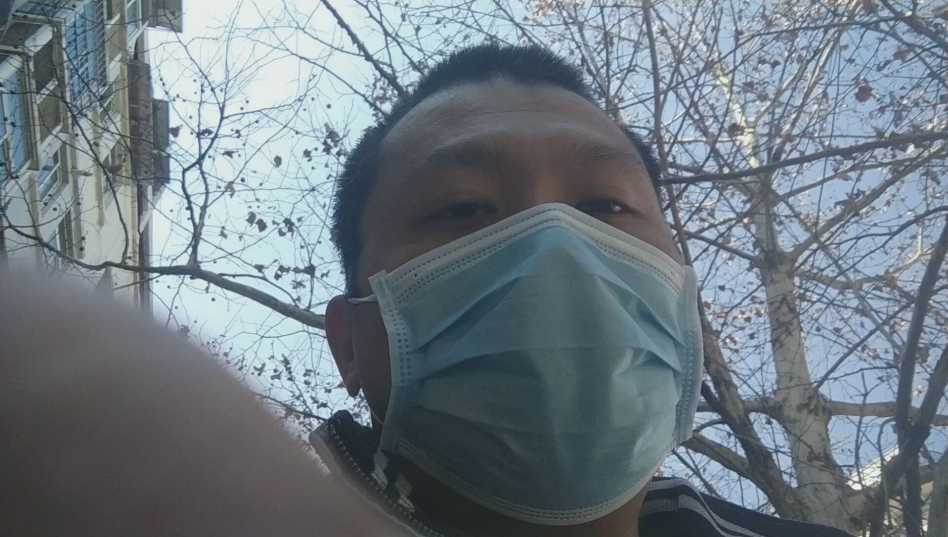 武汉小黑疫情日常0220(外出团购)