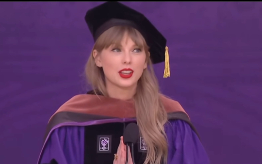 [图]【全英中字-Dr. Taylor Swift at NYU】从现在开始，你的人生将由你自己全权负责/选了一段喜欢的片段做字幕和翻译