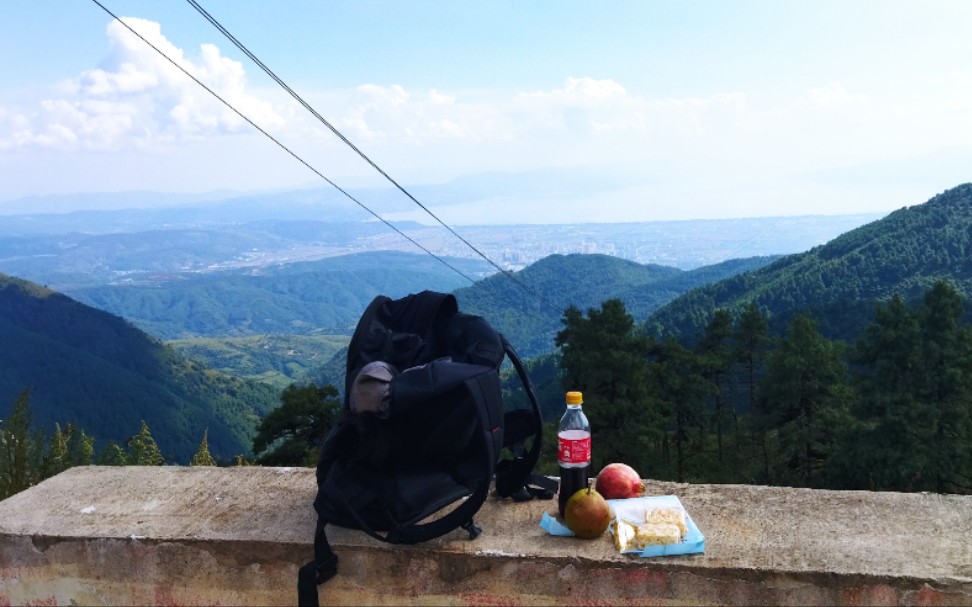 昆明滇中梁王山的高山徒步之旅哔哩哔哩bilibili