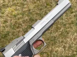 Скачать видео: 【减速带】AMT Automag II 枪中牛头梗