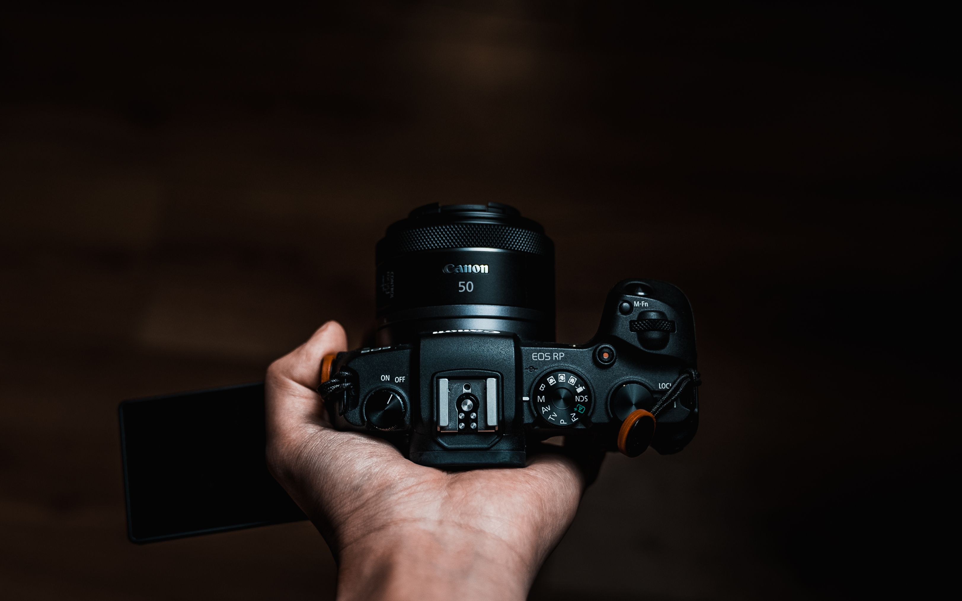 佳能rf50mm f1.8是否是今年性价比最高的镜头!