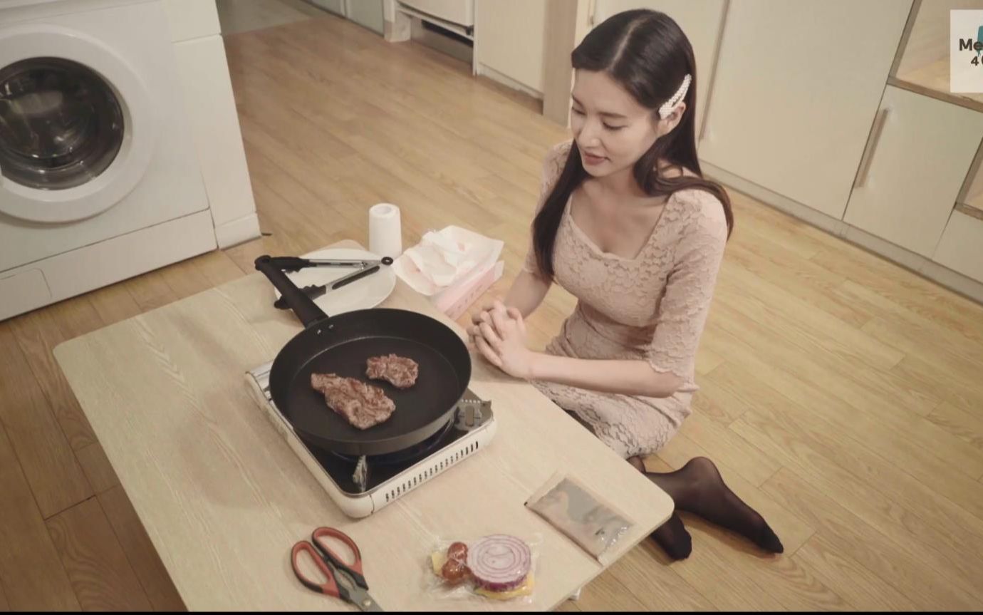 第三集 韩国上班族milkit下班后煎牛排 1080高码率