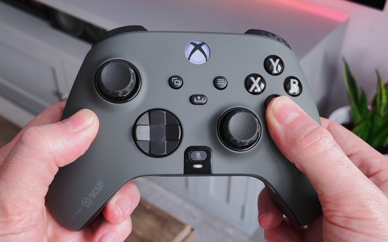 新scufinstinctpro手柄