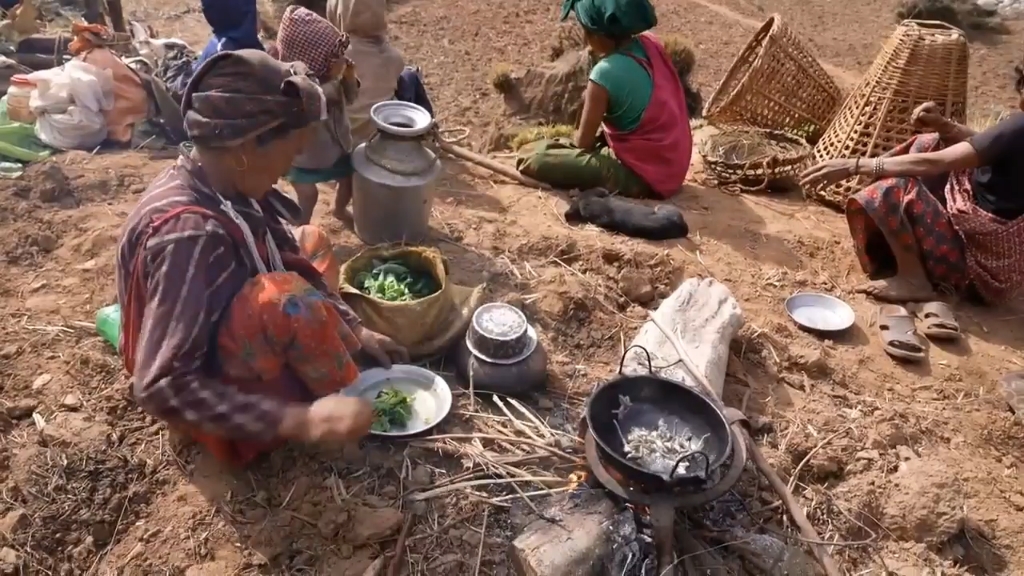 尼泊尔山区农村生活图片