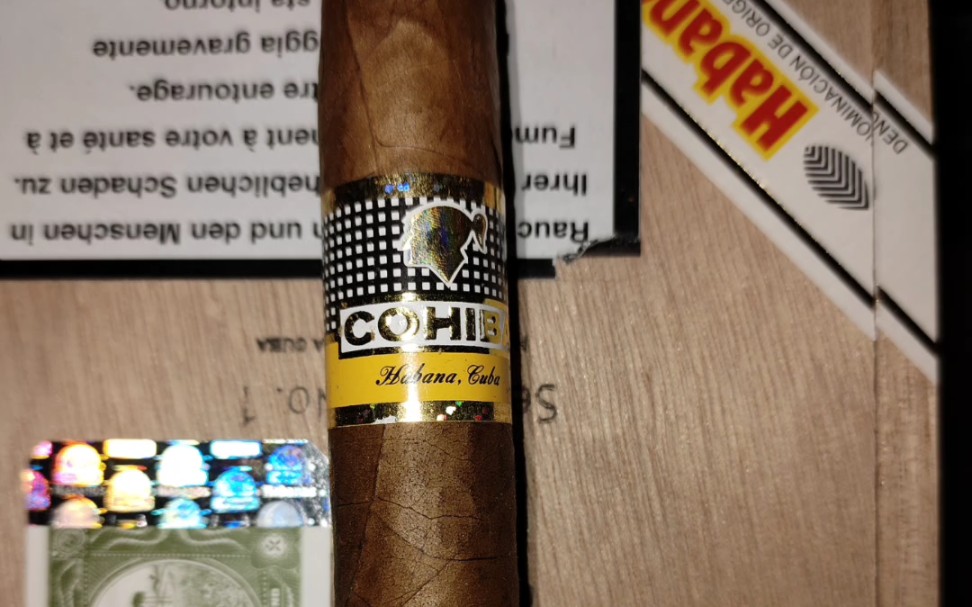 关于雪茄这个事绝对不是装逼而是真的能让我放松一个小时