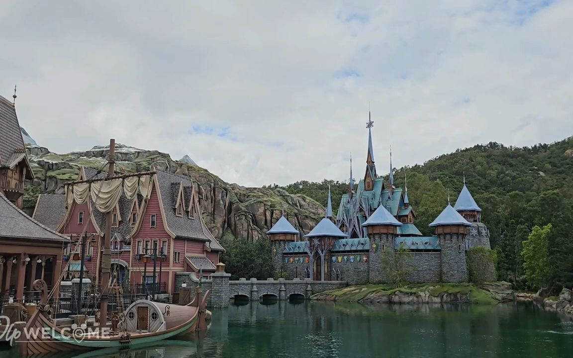 [图]Walk into Frozen Land - Hong Kong Disneyland Resort