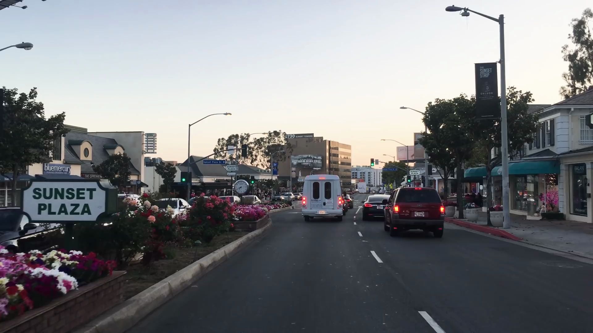 美国洛杉矶日落大道漫游losangelessunsetstripdrivingdowntownusa