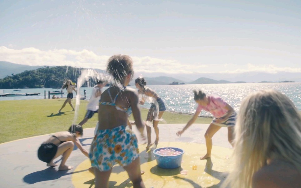 [图]【NowUnited】Water Balloon Fight!!!