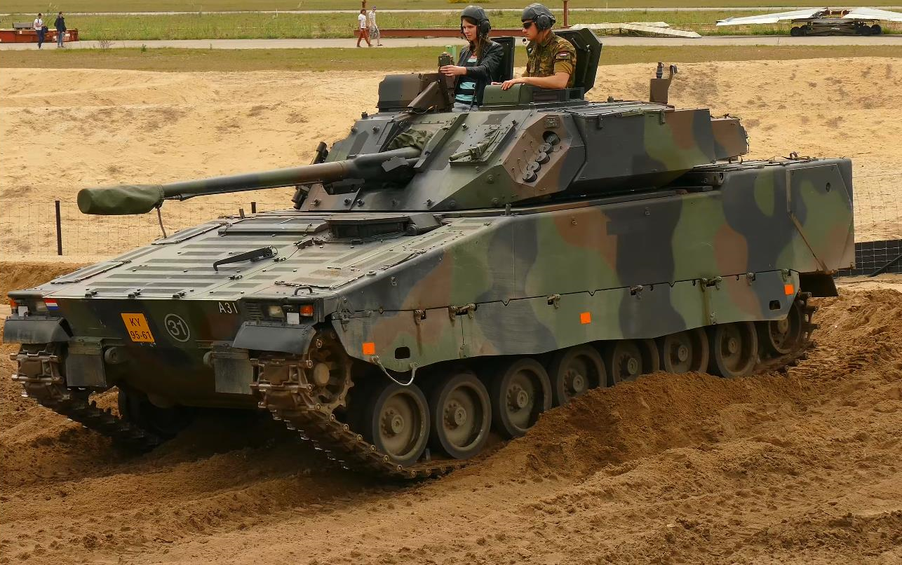 【荷兰皇家陆军】cv-9035 nl步兵战车(50毫米口径"增强型大毒蛇3")