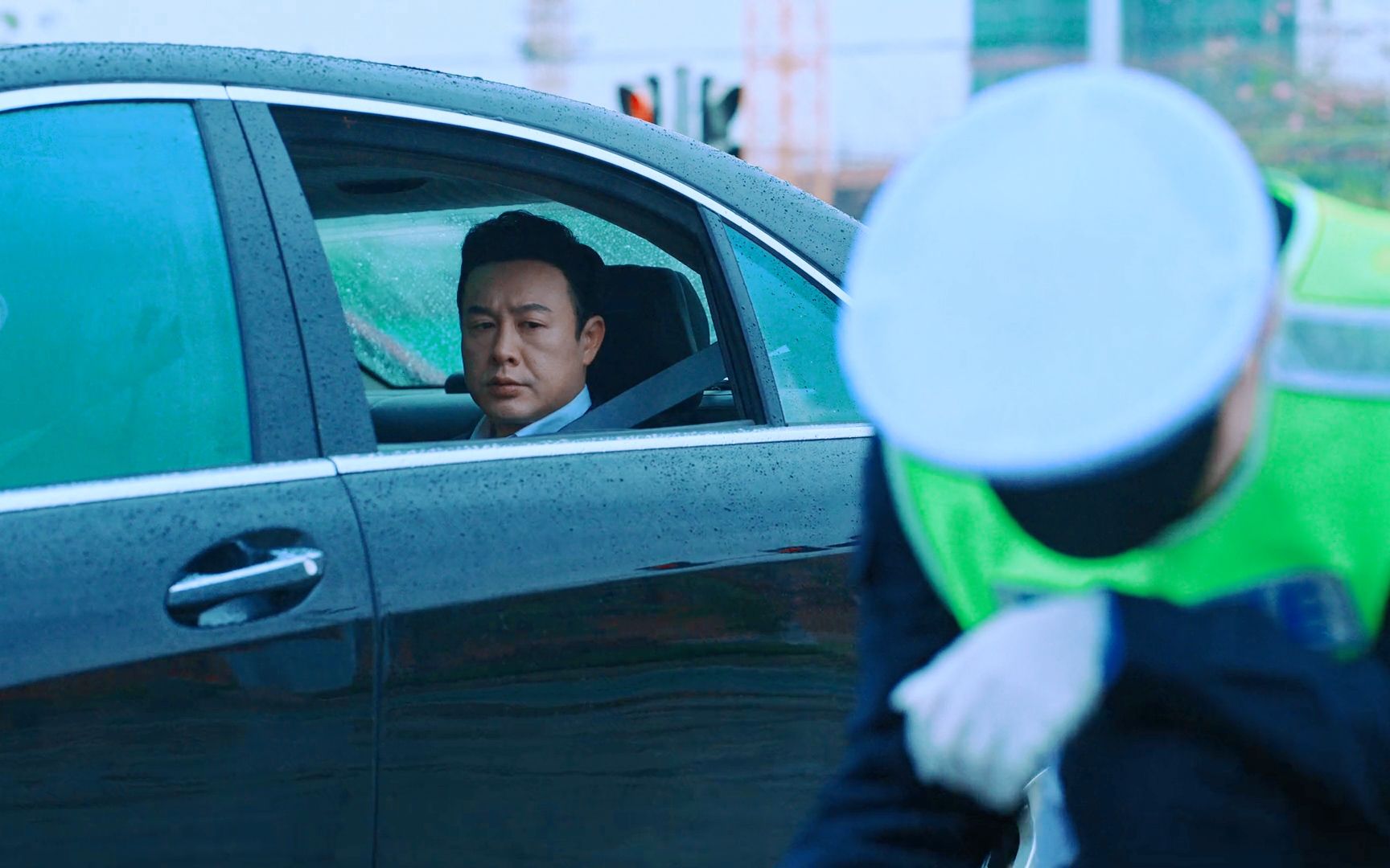 【重传】高启强摇下车窗注视安欣的时候,心里想的是什么呢|背道而驰