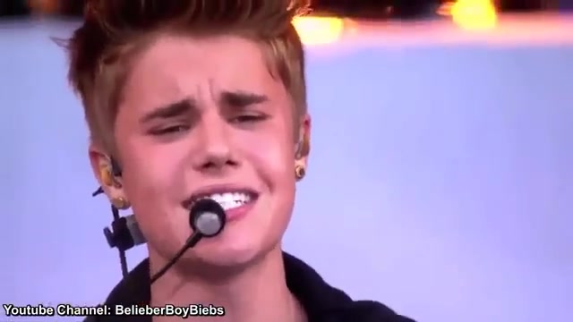 [图]Justin Bieber Never Let You Go Acoustic Concert Oslo Live High Definition