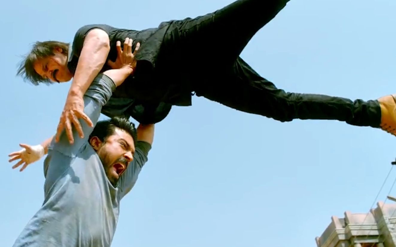 【动作电影】印度高分动作神片《黄沙战神》,小伙为兄报仇爆发超人