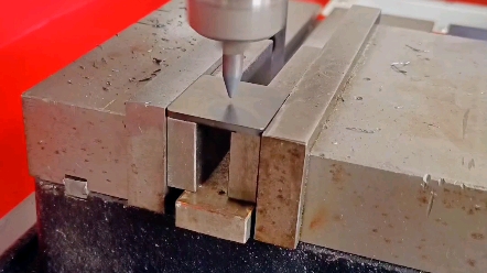 3mm壁厚金属件热熔钻孔攻牙加工,直接在原材料上拉伸3倍衬套,让牙孔