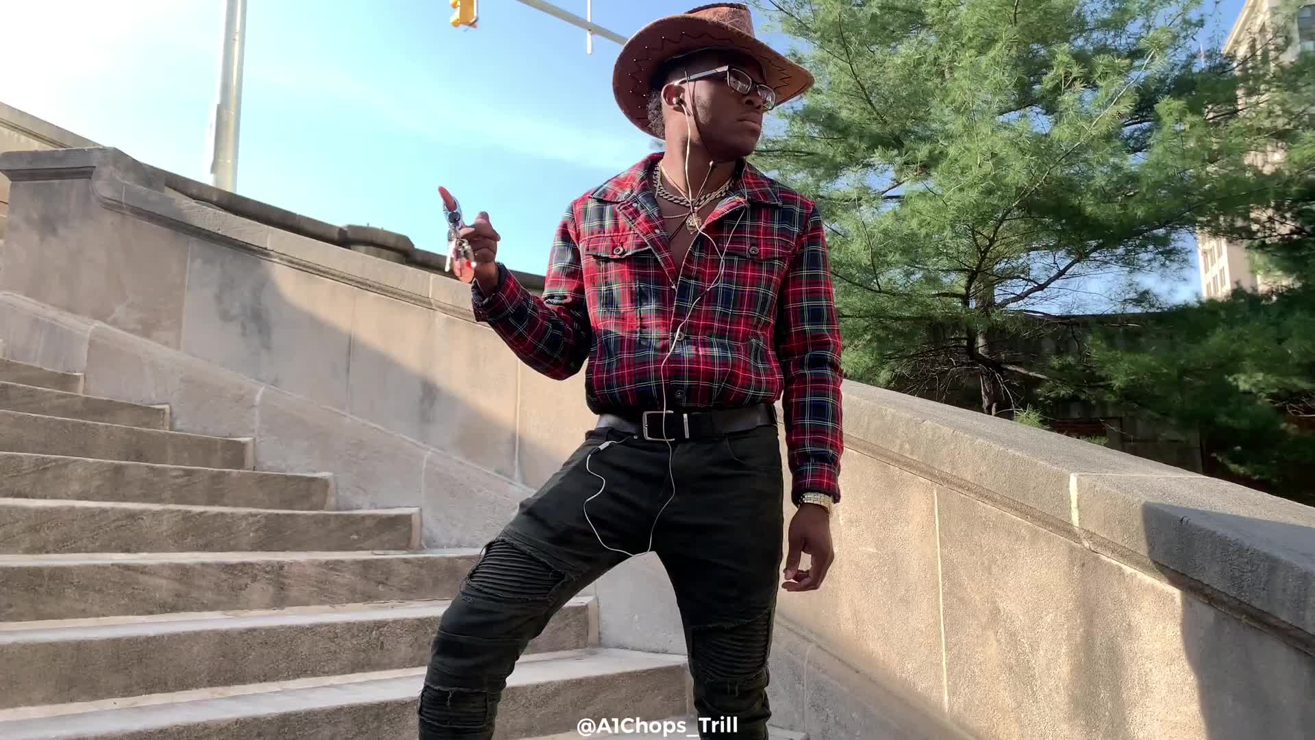 [图]花式打鼓《Old Town Road》