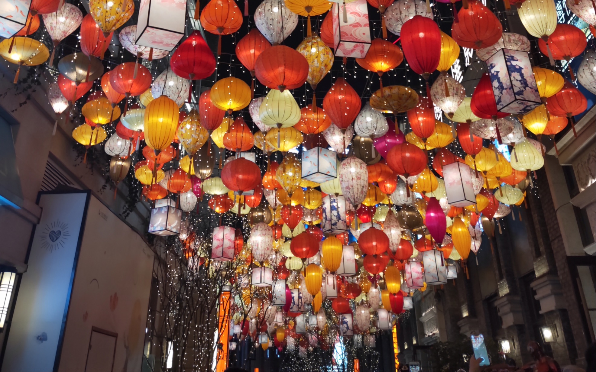 重庆汉服灯笼节_哔哩哔哩 (゜-゜)つロ 干杯~-bilibili