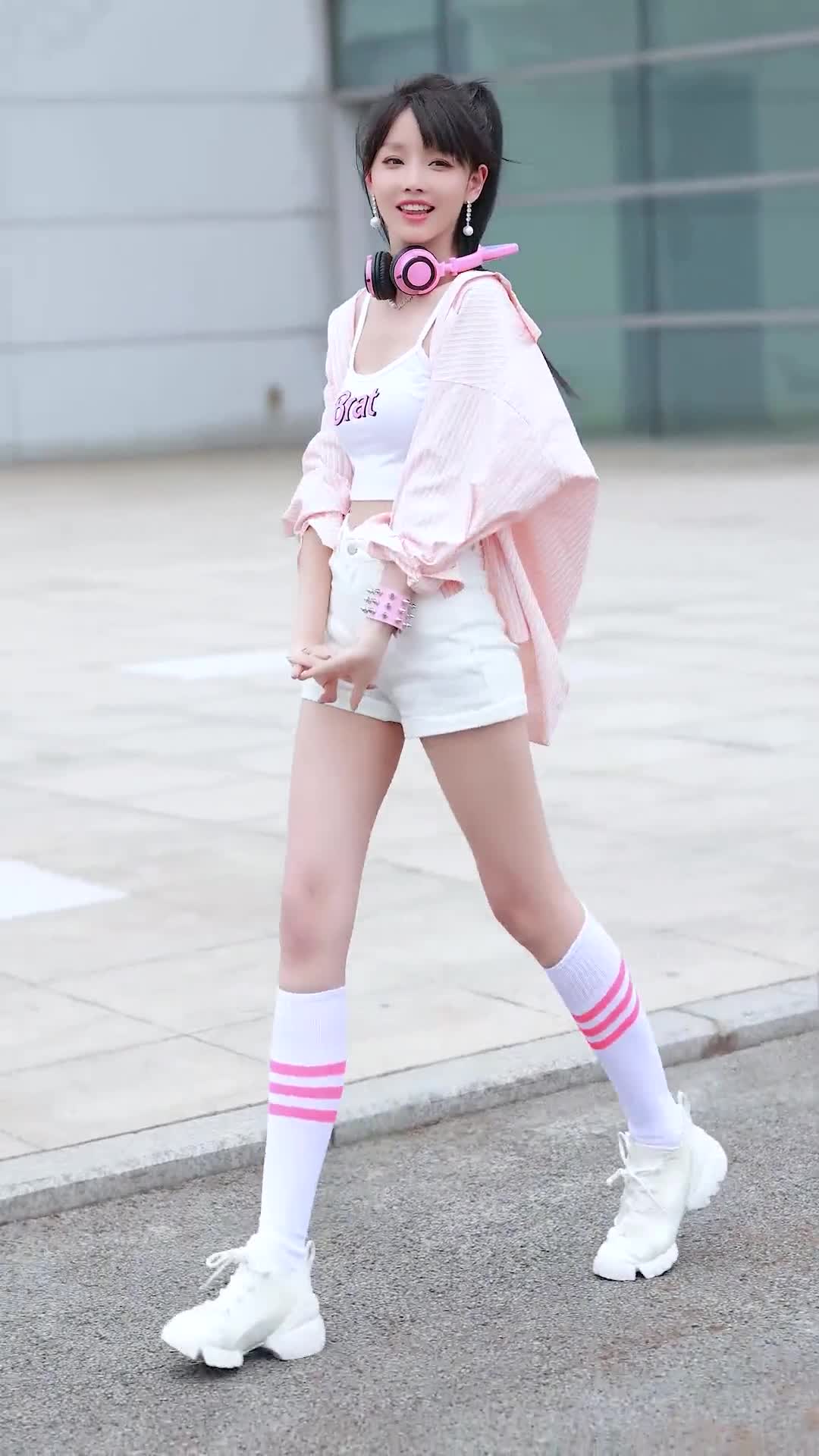 很哇塞的小姐姐 #高颜值美女 #好看的小姐姐 这就是清纯的味道,拿么