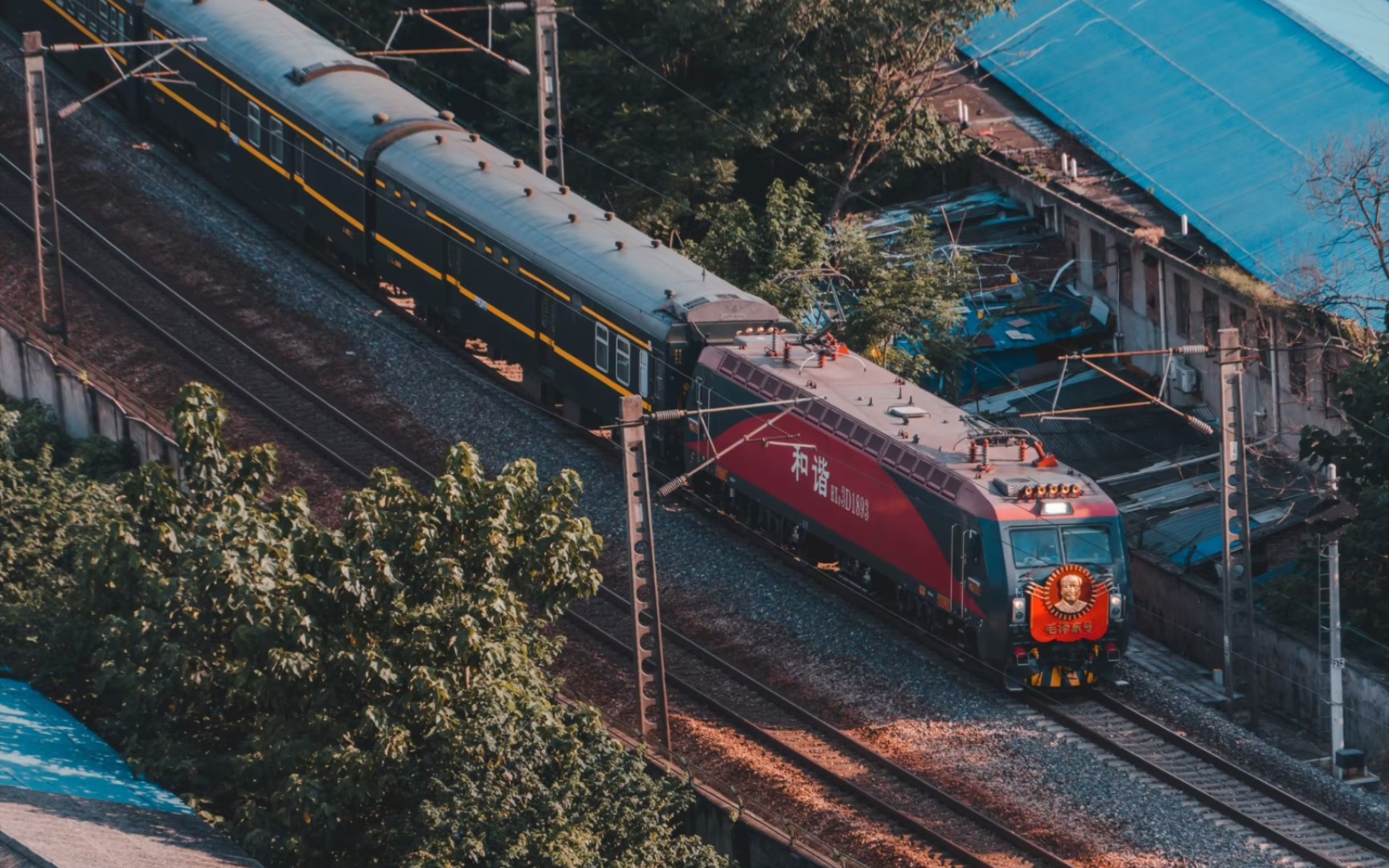 【库存】z77次进站 z78次出站