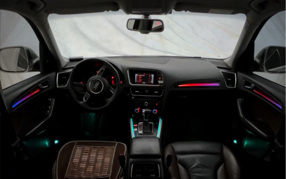 老款奥迪a5主动式动态流光氛围灯